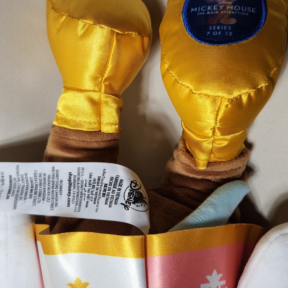 Mickey Mouse Main Atttraction NWT 7/12 - Picture 5 of 5